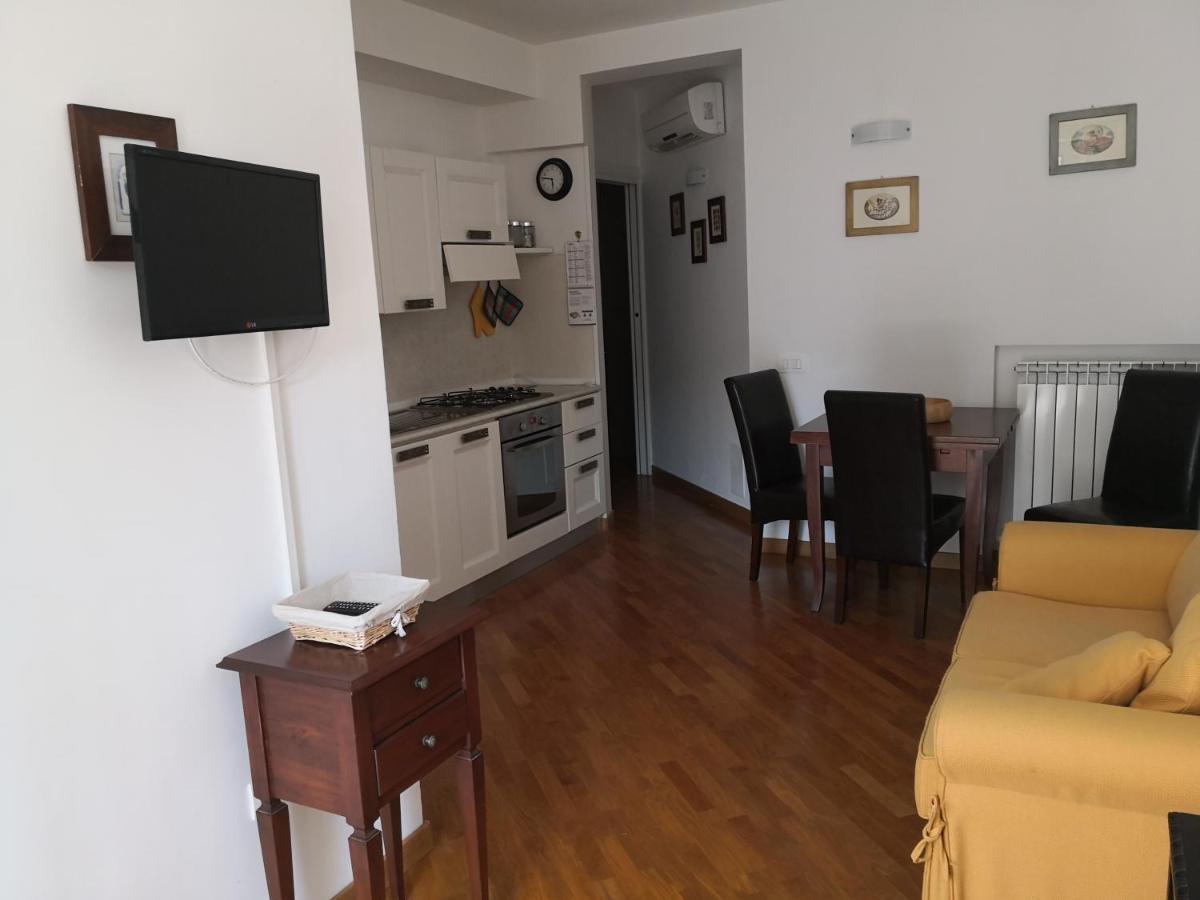 Grazioso Appartamento In Centro A Numana Exteriör bild